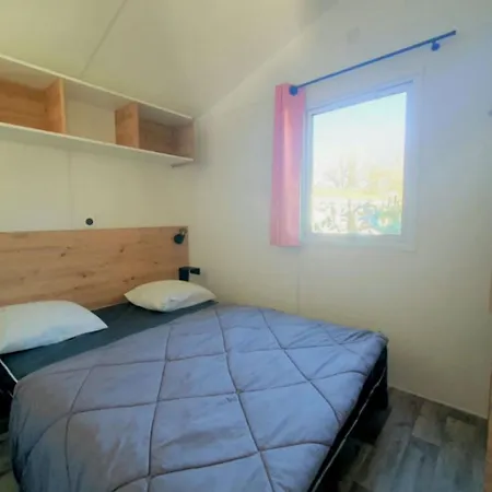 Mobil-home Confortable Avec Terrasse A Pour 5 Personnes - Api-1-52-1551 Espelette
